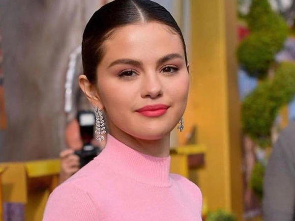 Selena Qomez məhkəməyə verildi - Fırıldaqçılıqda ittiham olunur