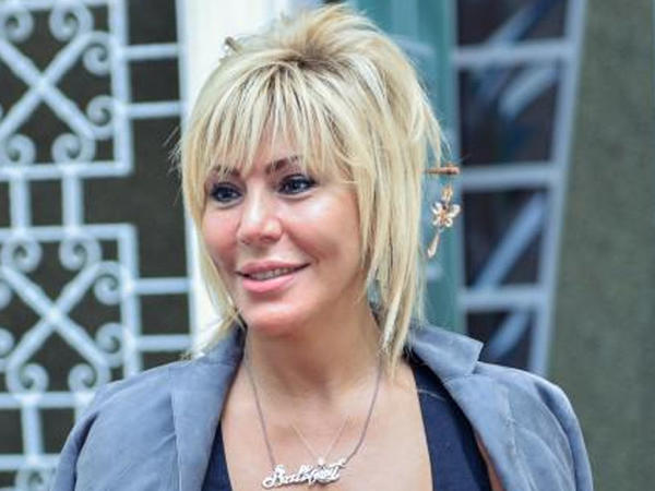 Xalq artisti rəqsi ilə DİQQƏT ÇƏKDİ - <span class="color_red">VİDEO</span>