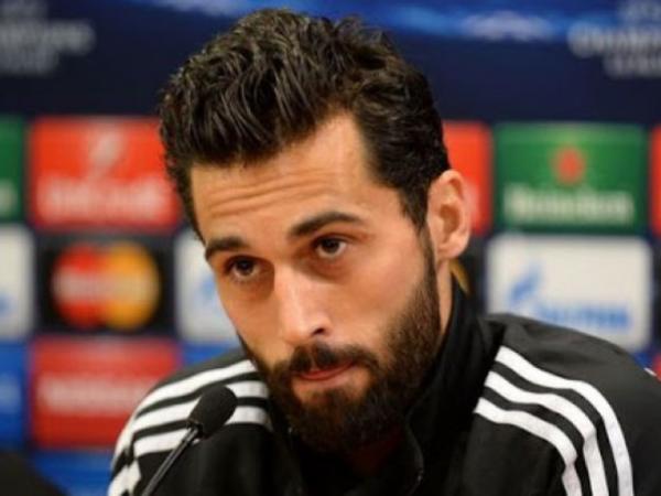 "Real Madrid"də Arbeloa ulduz futbolçudan özünə klub tapmasını istəyib - <span class="color_red">FOTO</span>