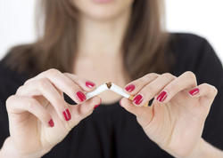 &quot;Bu yaşda siqaret çəkənlər sonradan qızların yanında pərt olurlar&quot;