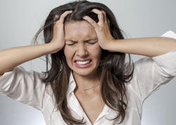 Stress sizi necə dəyişir? - Əlamətləri və çıxış yolları