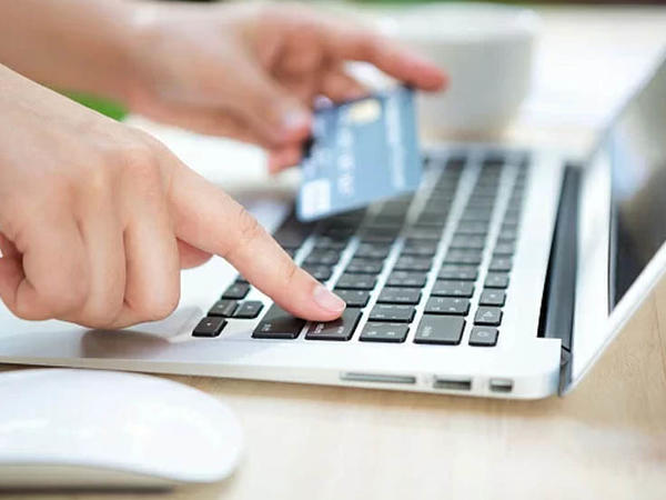 Onlayn sifarişlərdə müştəriləri gözləyən TƏHLÜKƏLƏR: Nələrə DİQQƏT ETMƏLİYİK?