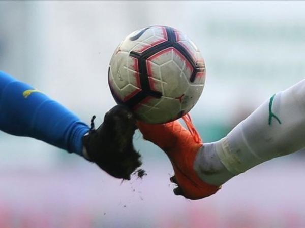 Daha bir ulduz karyerasını yekunlaşdırmağa hazırlaşır