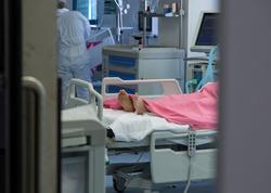 Yeni virus ölkəni alt-üst etdi - Xəstələr dəhlizdə yatır - <span class="color_red">FOTO</span>