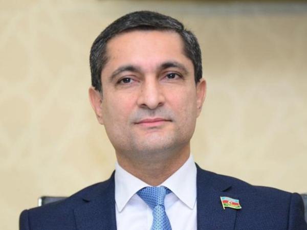 Elektron siqaretlərdən istifadə edənlər cərimələnəcək?