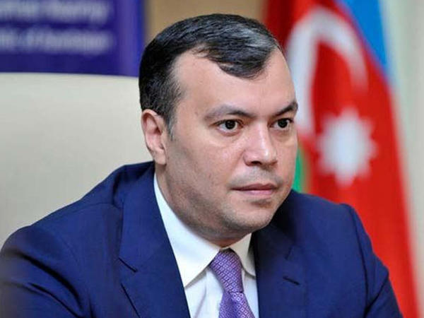 Sahil Babayev bəzi şöbələri ləğv etdi
