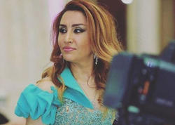 Əməkdar artistə canlı efirdə bahalı HƏDİYYƏ - <span class="color_red">VİDEO</span>