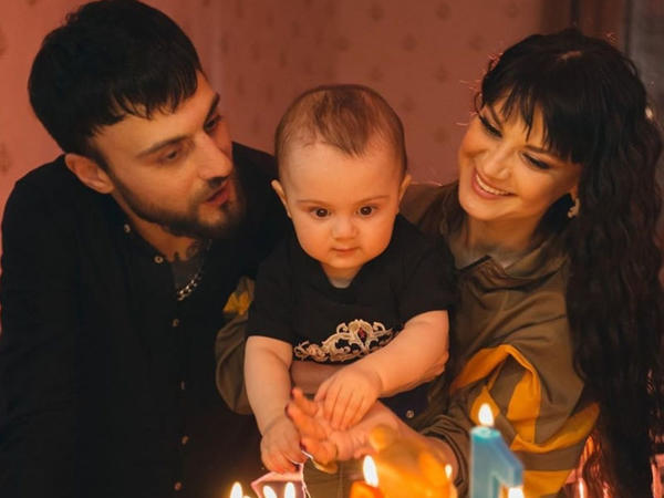 "Natavan istəmir övladı onun çəkdiyini çəksin"