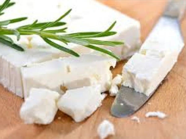 Pendirin yanına bir dənə qoysaz, aylarla nə kifləyəcək, nə də quruyacaq