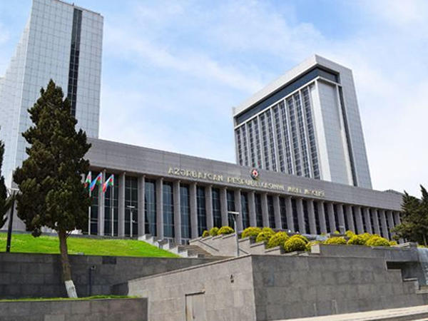 Milli Məclisin Komissiyası Azərbaycana qarşı dezinformasiya kampaniyası ilə bağlı açıqlama yayıb