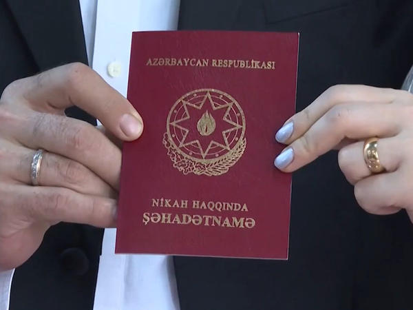 Azərbaycanda özündən böyük kişilərlə evlənən qızların sayı çoxalır - <span class="color_red">VİDEO</span>