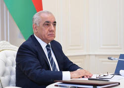 Baş nazir məmurları toplayıb, müşavirə keçirdi