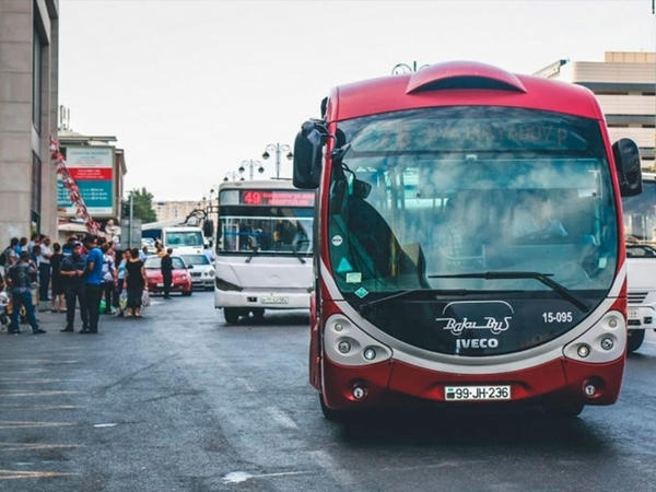 Avtobuslarda da bank kartları ilə ödəniş mümkün olacaq - RƏSMİ