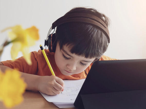 Azərbaycanda distant təhsilə KEÇİRİLİR? - RƏSMİ