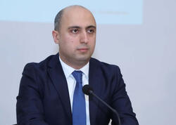 Emin Əmrullayev: Dərsliklərdən tutmuş ev tapşırıqlarına qədər – İslahatların hədəfi nədir?
