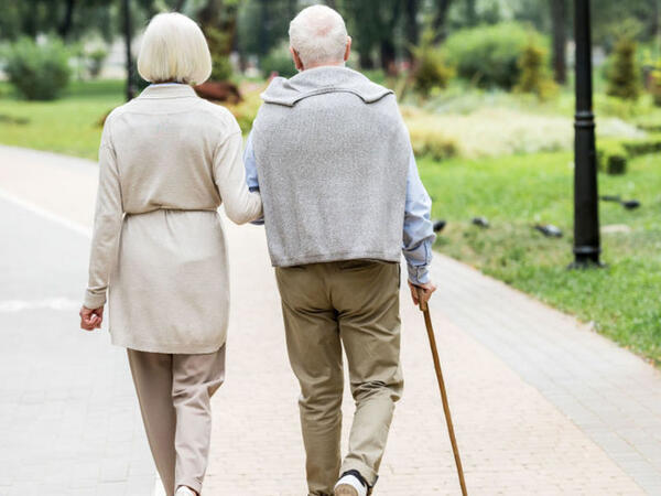 50 yaşdan yuxarı şəxslərin DİQQƏTİNƏ