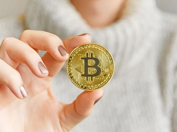 Kriptovalyutada şok eniş: Bitcoin 68 min dollara düşdü