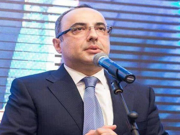 &quot;İdeal&quot; mağazalar şəbəkəsinin keçmiş rəhbəri həbsdə qaldı