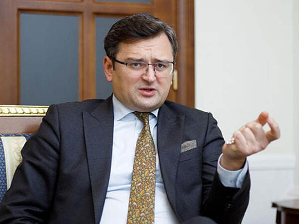 Kuleba: Ukrayna sərhədlər asiyalı miqrantlara açıla bilər