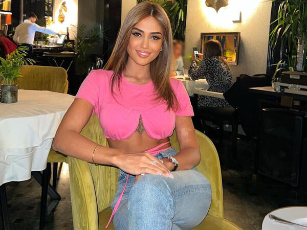 Pərvinin yarım milyonluq VİLLASINI paylaşdı - <span class="color_red">VİDEO</span>