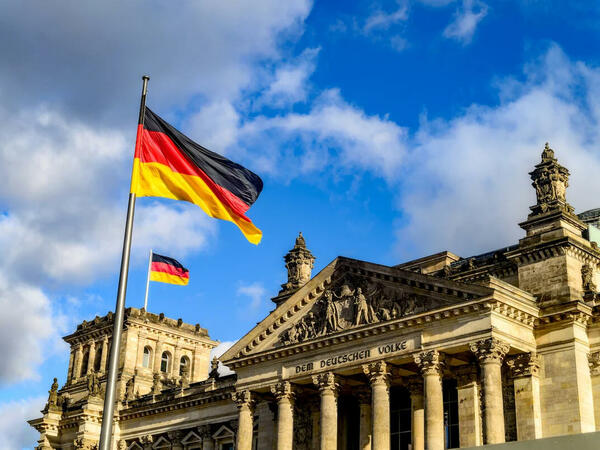 Berlində fövqəladə vəziyyət elan edildi