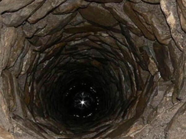 Bərdədə 3 yaşlı uşaq quyuya düşüb öldü