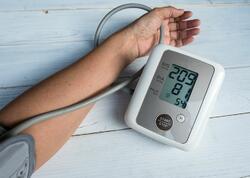 &quot;Təzyiqiniz qalxıbsa, oturun, oturmusunuzsa, uzanın&quot;