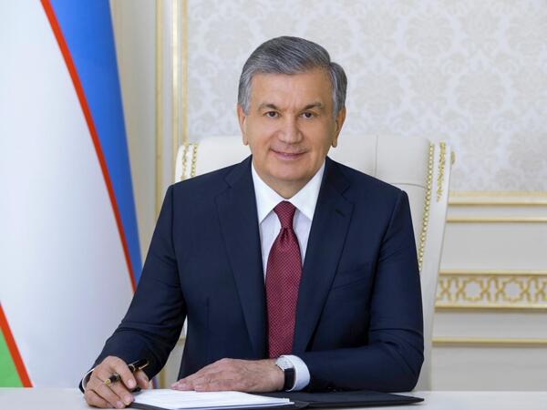 Özbəkistan Prezidenti Fəxri xiyabanda Ulu Öndər Heydər Əliyevin xatirəsini anıb