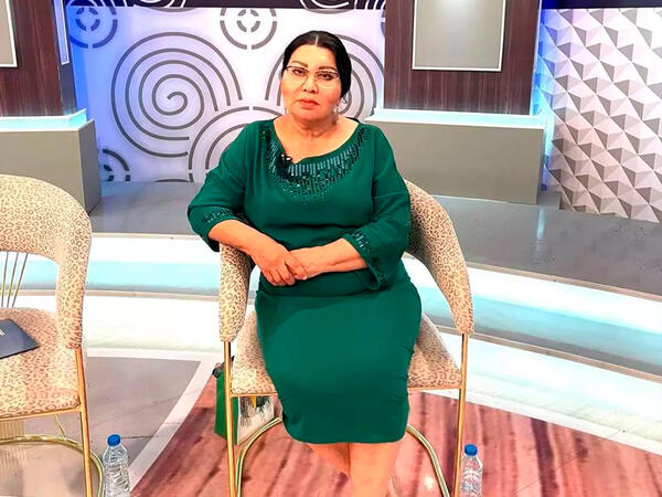 Şəfiqə Nağıyeva kişilərə səsləndi - <span class="color_red">(Video)</span>