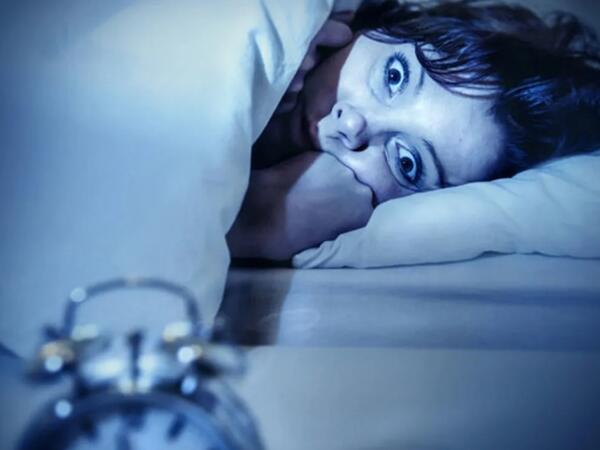 Sağlam arıqlamaq üçün bu saatda yatmaq vacibdir