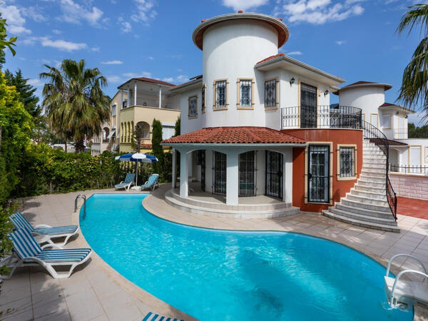 Bakıda sahibsiz villaları göstərib 110 min aldılar - <span class="color_red"> tutulanlar var</span>