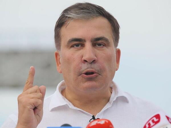 Saakaşvili İlham Əliyev haqqında yazdı