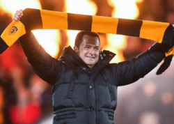 Acunun "Hull City”sindən transfer şousu: “Artıq yata bilərsiniz” - <span class="color_red">(Foto)</span>