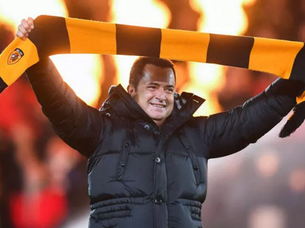 Acunun "Hull City”sindən transfer şousu: “Artıq yata bilərsiniz” - <span class="color_red">(Foto)</span>