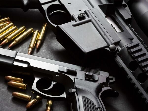 Polis çoxlu sayda qanunsuz silah-sursat aşkarladı