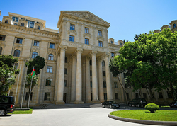 Rəsmi Bakıdan ABŞ və İran arasındakı atəşkəsə REAKSİYA