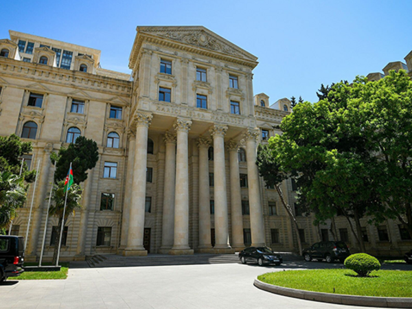 Rəsmi Bakıdan ABŞ və İran arasındakı atəşkəsə REAKSİYA