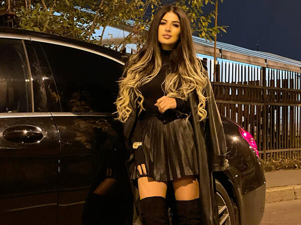 Nəfəsin çayına maddə qatdılar, səsi batdı