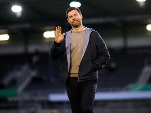 “Real”a Alonsonun yerinə ulduz məşqçi GƏLİR?