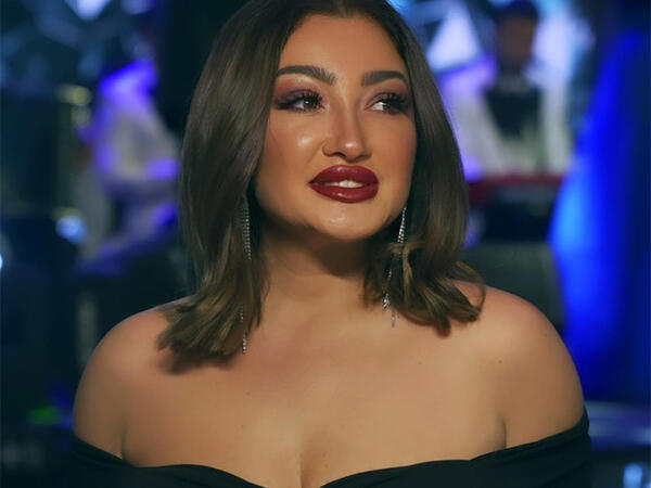 Zümrüd bu müğənnilərə qadağa qoydu