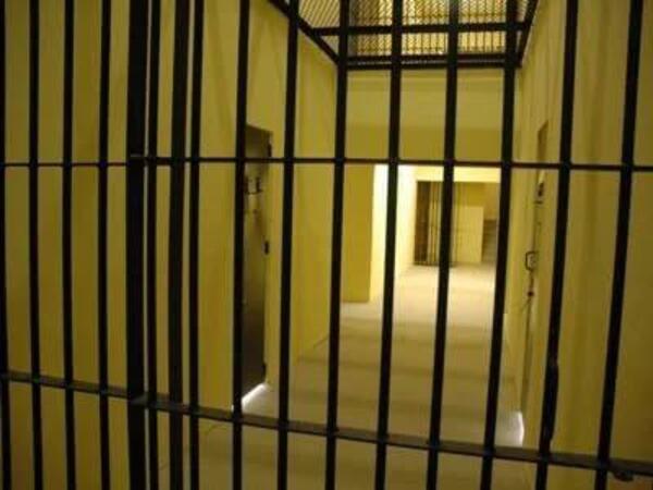 Qəddafinin oğlu bu şərtlə azadlığa çıxdı