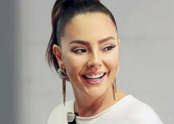 Ebru Gündeş makiyajsız halda yaxalandı - reaksiyası gündəm oldu - <span class="color_red">FOTO</span>