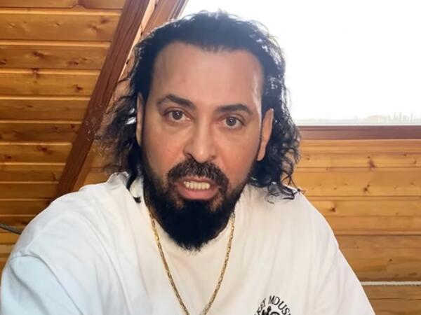 &quot;Məni yarım milyonluq saxta sənədə qol çəkdirənlə iş birliyi edir&quot;