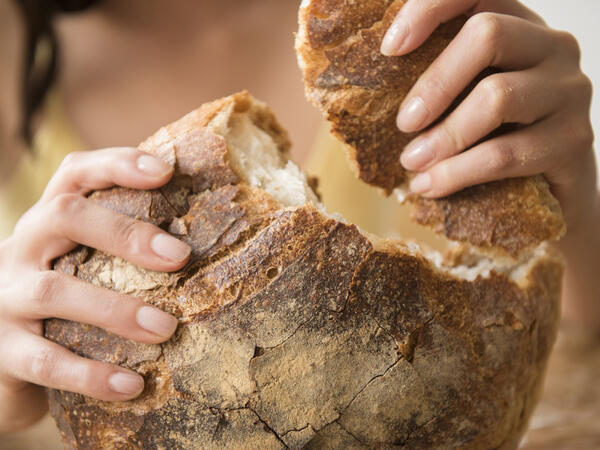 "İlk sutkadan bağırsaqlar yüngülləşir, qaz azalır" - Diyetoloq