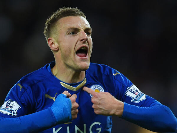 Tanınmış futbolçunun evi qarət edildi