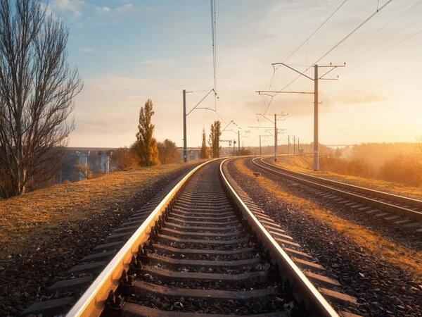 Azərbaycandan keçən taxıl yüklü vaqonlar Ermənistana çatdı