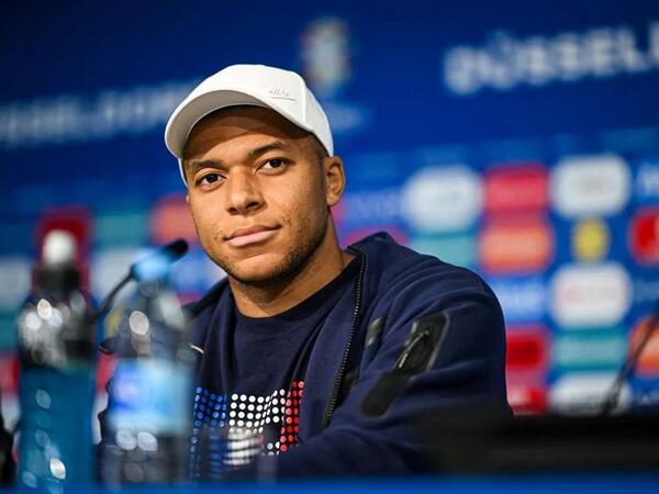 Mbappe Türkiyə ilə oyuna görə narazıdır