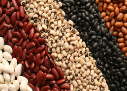 Mətbəxdə paxlalıların içinə mütləq bundan qoyun!: Xarab olmasının qarşısını alan ən sadə üsul