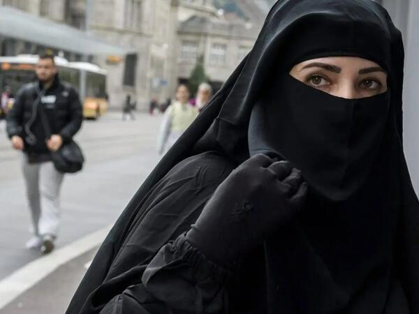 32 yaşlı Zuhal: “Sevgilim olduğuna görə məni hamının qarşısında şallaqladılar”