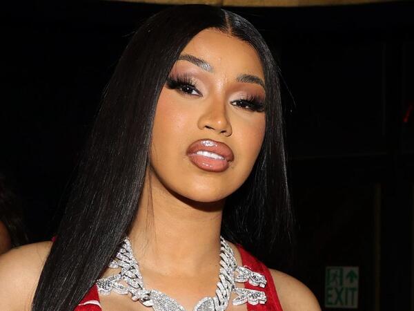 Dördüncü dəfə ana oldu